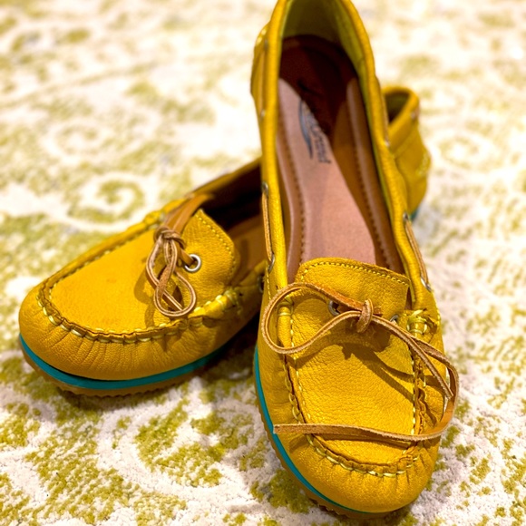 Lucky Brand size 7 leather loafers NWOT - Picture 1 of 4